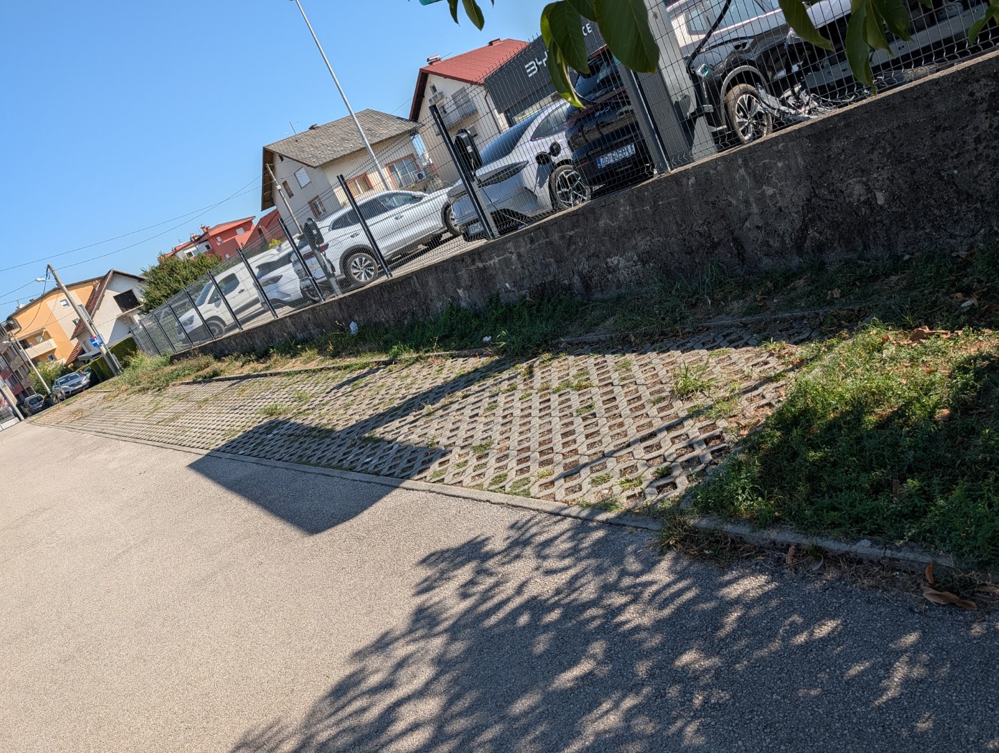 Vanjski prostor pored zgrade